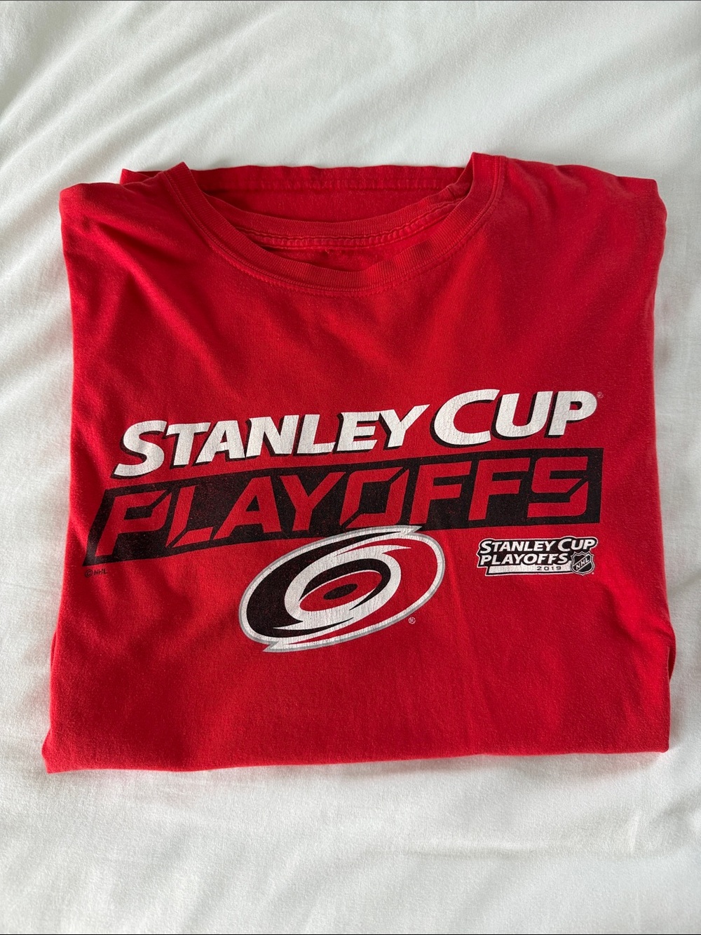 Fanatics Carolina Hurricanes Stanley Cup Playoffs 2019 Tee Shirt Women’s Medium
